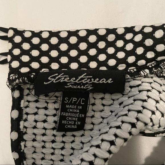 Crop top - Picture 2 of 4